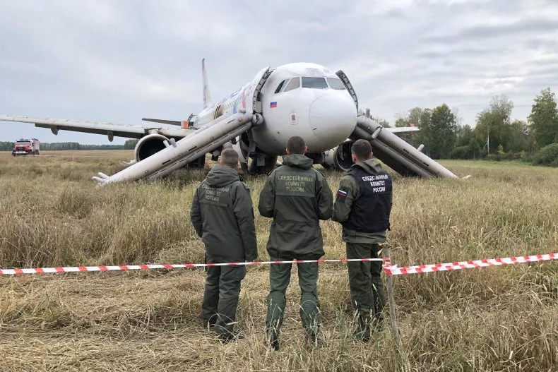 Російська комерційна авіація під ударом: численні відмови двигунів посилюють кризу